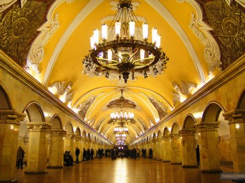 Qué estaciones ver en el metro de Moscú para no perder las más bonitas. Komsomolskaya es la más opulenta