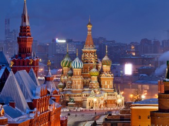 Plaza roja Moscú de noche. Qué ver y visitar con guía en español