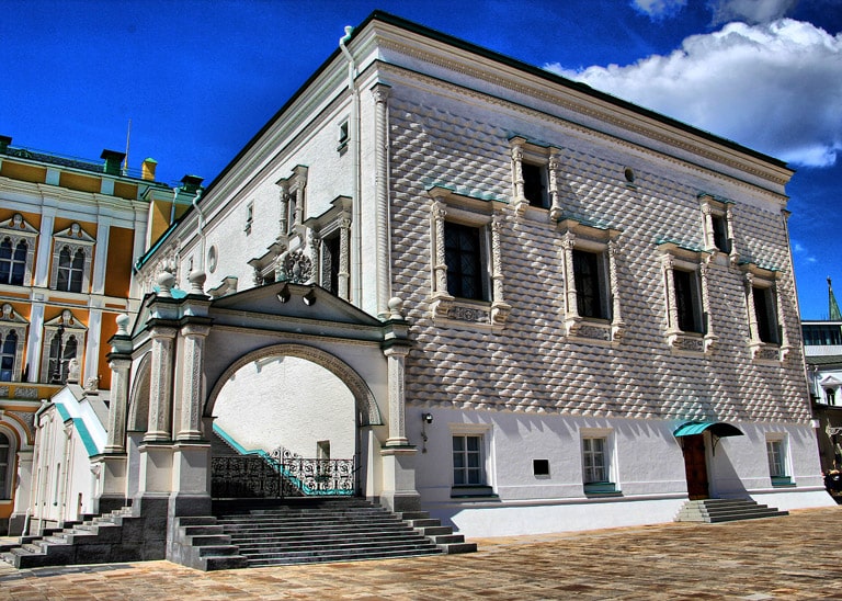 Palacio de las facetas en el Kremlin